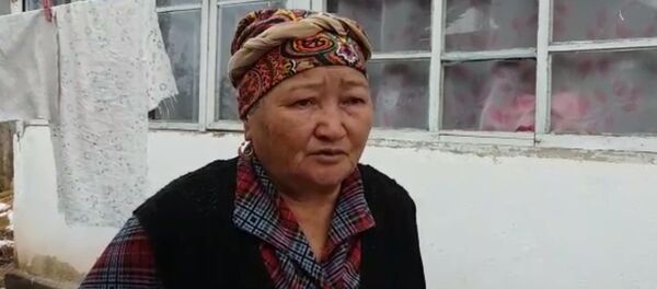Рассказ бабушки о внучке, продавшей серьги ради поездки к маме в РФ - Sputnik Кыргызстан