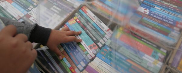 Школьная ярмарка в Новосибирске - Sputnik Кыргызстан