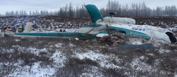 Обломки вертолета Ми-8 авиакомпании Скол, совершивший жесткую посадку в окрестностях поселка Уренгой - Sputnik Кыргызстан