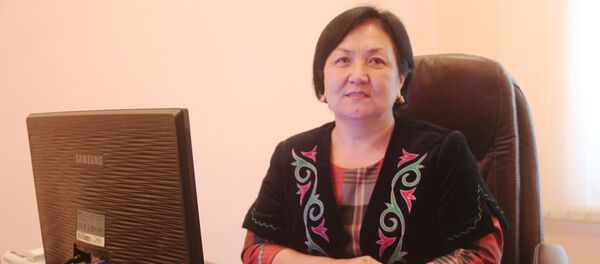 Ош мэриясынын коомчулук менен байланыш бөлүмүнүн жетекчиси Гүлжамал Жороева - Sputnik Кыргызстан