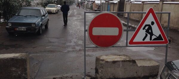 Бишкектеги Жукеев-Пудовкин көчөсү автомашиналар үчүн убактылуу жабылды - Sputnik Кыргызстан