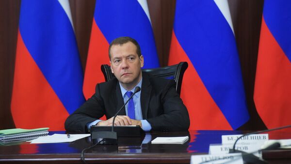 Россиянын премьер-министри Дмитрий Медведевдин архивидк сүрөтү - Sputnik Кыргызстан