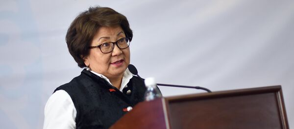 Президент переходного периода в 2010-2011 годах Роза Отунбаева. Архивное фото - Sputnik Кыргызстан