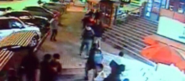 Бишкектеги массалык мушташ видеого тартылып калган - Sputnik Кыргызстан