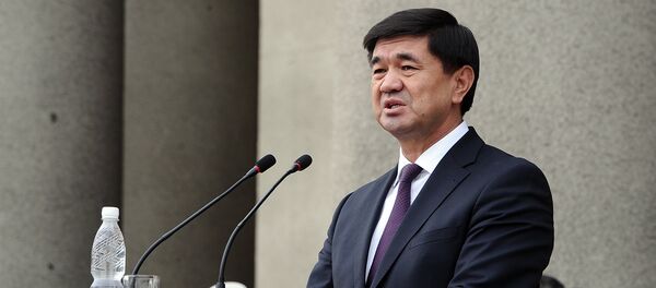 Премьер-министрликке талапке Мухамметкалый Абулгазиевдин архивдик сүрөтү - Sputnik Кыргызстан
