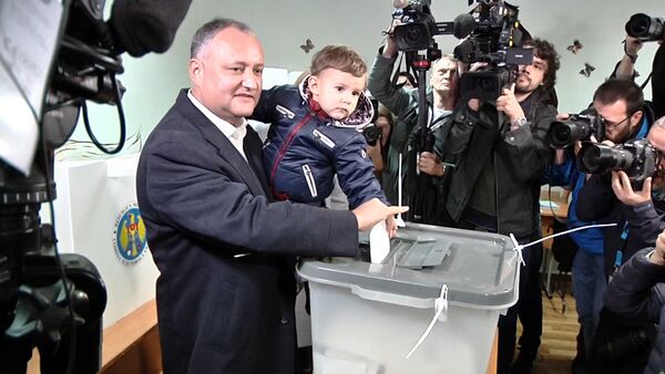 Президентские выборы в Молдавии: голосование и комментарии кандидатов - Sputnik Кыргызстан