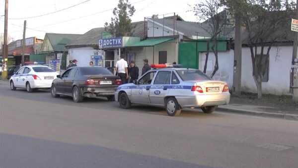 Я тебя запомнил! — подозреваемые в грабеже угрожали журналисту в Бишкеке - Sputnik Кыргызстан