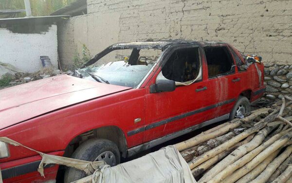 В Ноокенском районе Джалал-Абадской области в машине, которая долгое время была не на ходу, произошло возгорание, что привело к гибели трехлетнего мальчика - Sputnik Кыргызстан