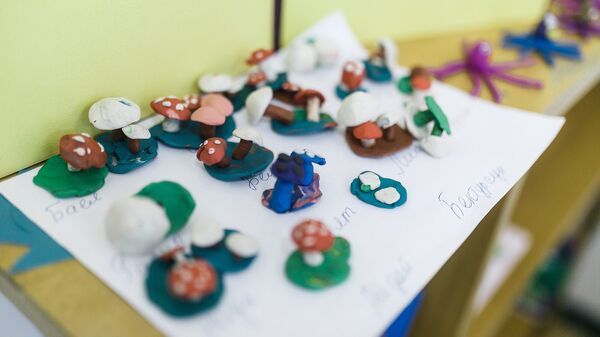 Центр для детей мигрантов из Кыргызстана в Москве - Sputnik Кыргызстан