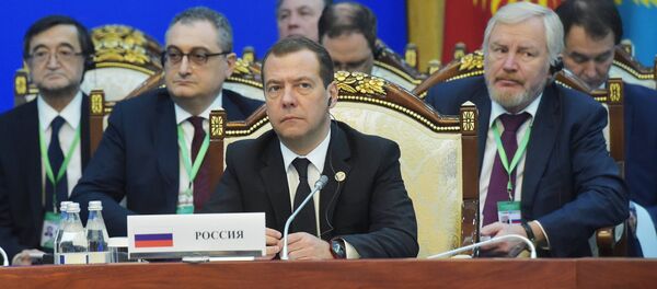 Официальный визит премьер-министра РФ Д. Медведева в Киргизию - Sputnik Кыргызстан
