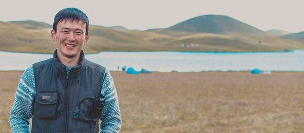 Автор сюжета  Муж решил проверить жену на верность Канат Шарипбеков - Sputnik Кыргызстан