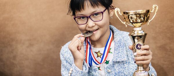 Шахматистка из Казахстана 12-летняя Бибисара Асаубаева - Sputnik Кыргызстан