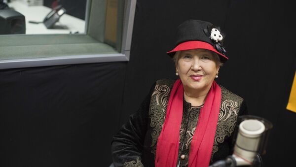 Народная артистка Кыргызстана, оперная певица Дарика Жалгасынова - Sputnik Кыргызстан
