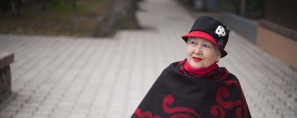 Народная артистка Кыргызстана, оперная певица Дарика Жалгасынова - Sputnik Кыргызстан