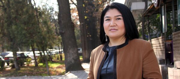 Стилист, дизайнер одежды Замира Молдошева Стилист, дизайнер одежды Замира Молдошева - Sputnik Кыргызстан