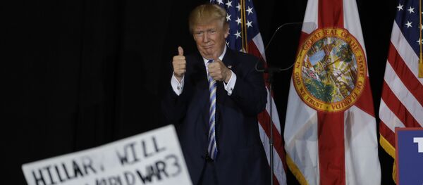 Республиканец Дональд Трамп Республиканец Дональд Трамп - Sputnik Кыргызстан