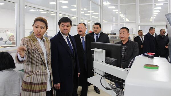 Открытие завода по производству солнечных батарей ОсОО НьюТэк в Ак-Чийе - Sputnik Кыргызстан