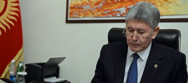 Президент Алмазбек Атамбаев принял Председателя Госкомитета национальной безопасности - Sputnik Кыргызстан