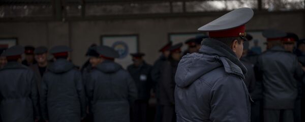 Сотрудники милиции. Архивное фото - Sputnik Кыргызстан