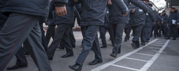 Сотрудники милиции. Архивное фото - Sputnik Кыргызстан