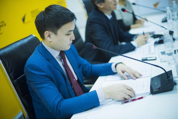 Начальник управления стратегического планирования Министерства экономики Нурадил Байдолотов - Sputnik Кыргызстан