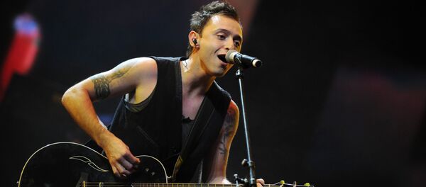 Солист группы Звери Рома Зверь выступает на концерте группы. Архивное фото - Sputnik Кыргызстан