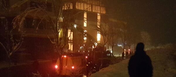 Пожар на аквапарке Ала-Тоо в Бишкеке Пожар на аквапарке Ала-Тоо в Бишкеке - Sputnik Кыргызстан