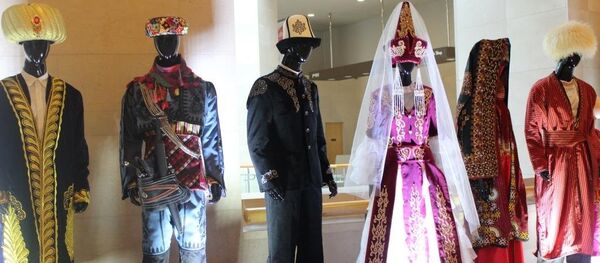 Кыргызстанская экспозиция на выставке о Кыргызстане в Сеуле (Южная Корея) Кыргызстанская экспозиция на выставке о Кыргызстане в Сеуле (Южная Корея) - Sputnik Кыргызстан