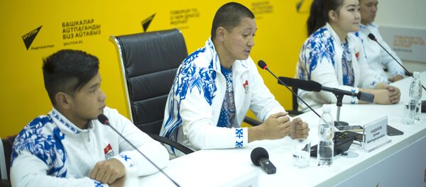 Пресс-конференция в поддержку танцевального коллектива колясочников Тумар в мультимедийном пресс-центре Sputnik Кыргызстан - Sputnik Кыргызстан