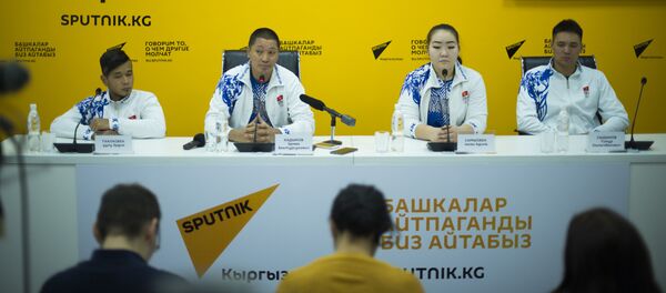 Пресс-конференция в поддержку танцевального коллектива колясочников Тумар в мультимедийном пресс-центре Sputnik Кыргызстан - Sputnik Кыргызстан