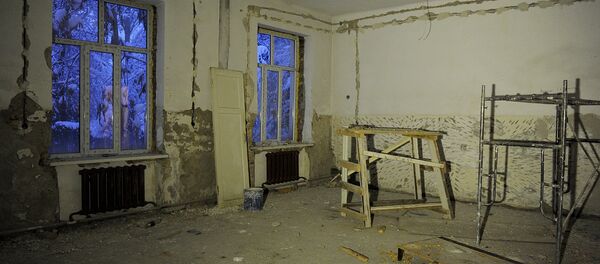 Улуттук госпиталдын ремонтнун жүрүшү Улуттук госпиталдын ремонтнун жүрүшү - Sputnik Кыргызстан