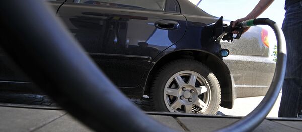 На АЗС в Великом Новгороде - Sputnik Кыргызстан