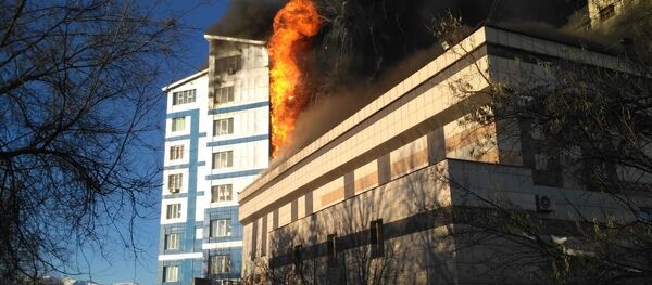 Бишкектин 7-кичи районундагы өрт. Архив - Sputnik Кыргызстан