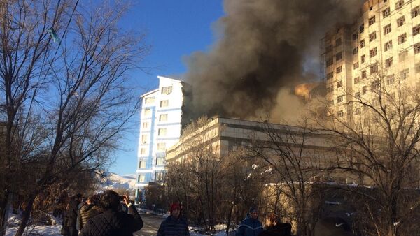 Пожар в частной школе в Бишкеке - Sputnik Кыргызстан