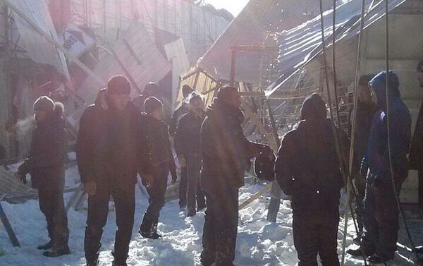 Происшествие случилось в северной части рынка, неподалеку от объездной дороги. - Sputnik Кыргызстан