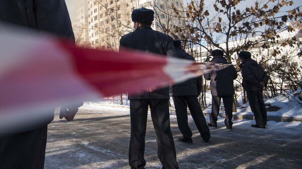 Сотрудники милиции на месте происшествия. Архивное фото - Sputnik Кыргызстан