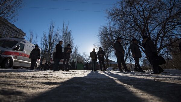 Сотрудники милиции на месте происшествия. Архивное фото - Sputnik Кыргызстан