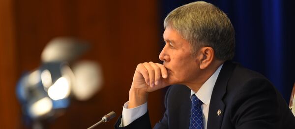 Кыргызстандын мурдагы президенти Алмазбек Атамбаев. Архив - Sputnik Кыргызстан