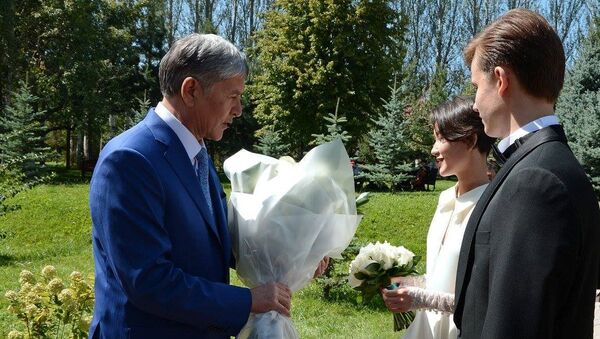 Свадьба дочери президента Атамбаева Алии Шагиевой - Sputnik Кыргызстан