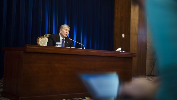 Пресс-конференция президента КР Алмазбека Атамбаева по итогам 2016 года - Sputnik Кыргызстан