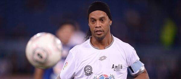 Бразильский футболист Роналдиньо - Sputnik Кыргызстан