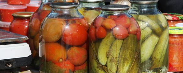 Соленья в банках. Архивное фото - Sputnik Кыргызстан