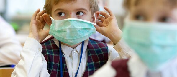 Профилактические меры против гриппа в школе Южно-Сахалинска - Sputnik Кыргызстан