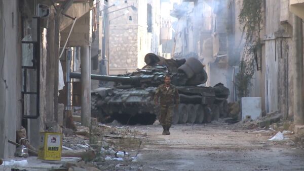Уличные бои в Алеппо: сирийские танки и пехота освободили квартал Мейсар - Sputnik Кыргызстан