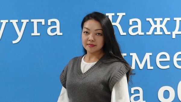 Представитель пресс-службы министерства образования Айзура Чыкынова - Sputnik Кыргызстан
