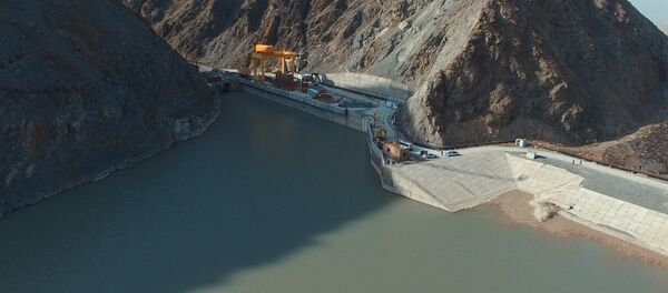 Камбар-Ата ГЭСинин бийиктиктен тартылган көрүнүшү - Sputnik Кыргызстан