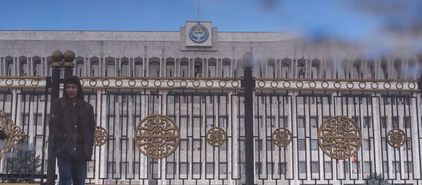 Жогорку Кеңештин имараты. Архив Жогорку Кеңештин имараты. Архив - Sputnik Кыргызстан