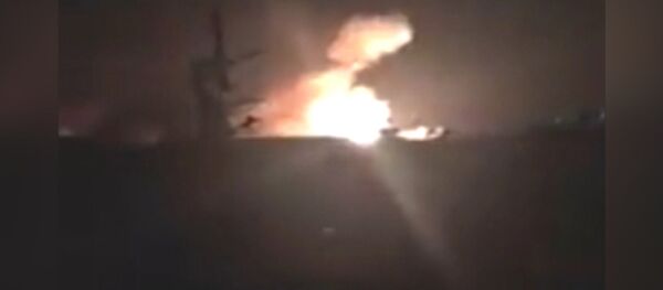 Израильские военные обстреляли ракетами сирийский аэродром под Дамаском. Кадры инцидента - Sputnik Кыргызстан