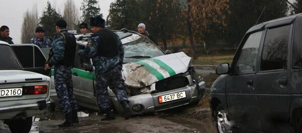 ДТП с участием инкассаторской машины в селе Жылкелди - Sputnik Кыргызстан