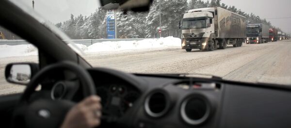 Жолдогу жүк ташуучу унаа. Архив - Sputnik Кыргызстан